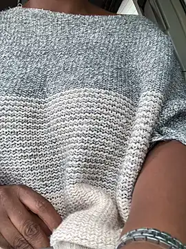 Snapshot of missytrig chatting on March 2025 01:40:02 PM missytrig online show from March 2025 01:40:02 PM