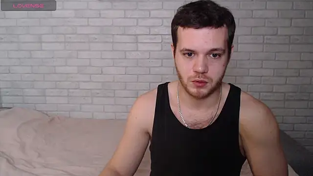 Alexxx horny online show from December 2025 05:56:02 AM