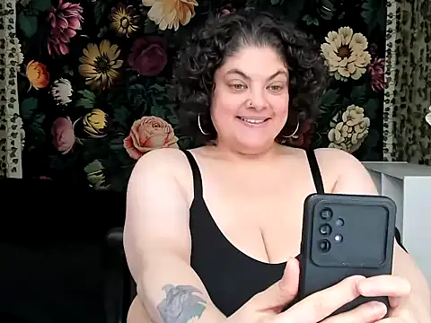 Exotic-Melons online show from May 2026 06:49:02 PM