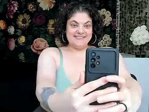 Exotic-Melons online show from May 2026 05:21:02 PM