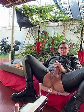 Snapshot of simon_and_david chatting on October 2025 07:59:02 PM simon and david online show from October 2025 07:59:02 PM