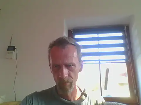 xxBareBabyxx online show from November 2025 12:42:01 PM