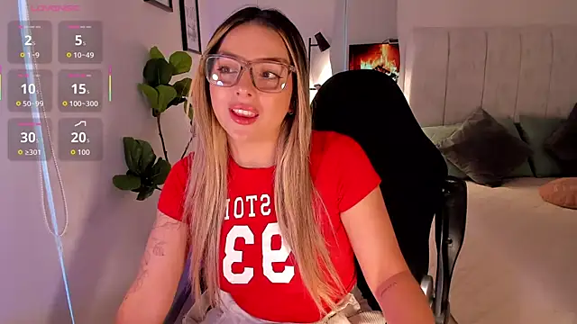 AmyWood online show from April 2026 11:12:01 AM