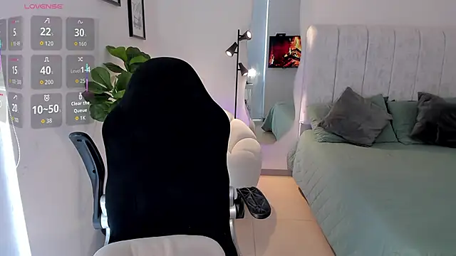 AmyWood online show from March 2026 06:56:01 PM