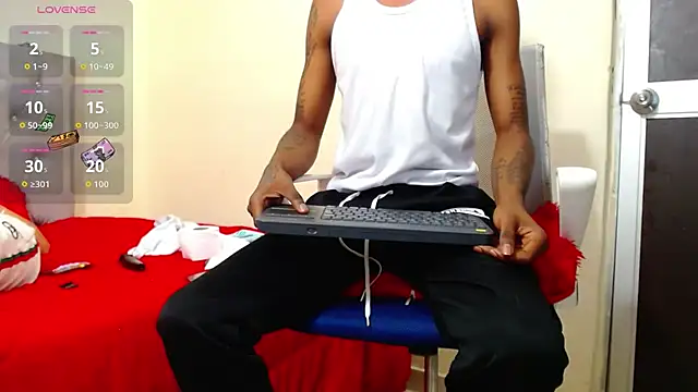 Snapshot of kilian_xx chatting on November 2025 03:27:02 AM kilian xx online show from November 2025 03:27:02 AM