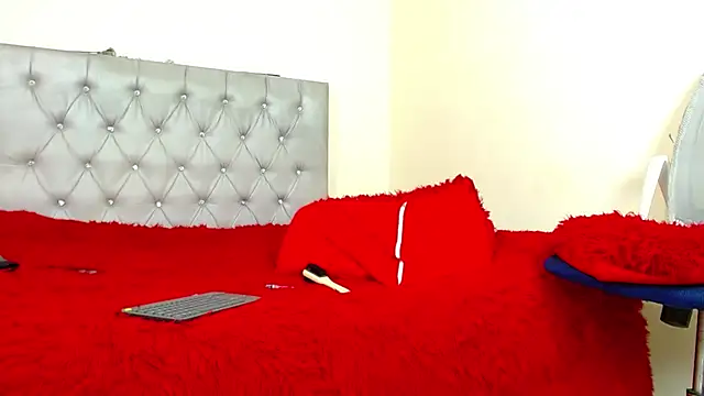 kilian xx online show from January 2026 08:07:01 AM