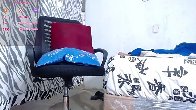 kilian xx online show from December 2025 10:47:01 AM