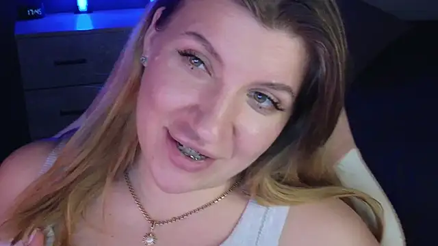 Snapshot of Fairy__Sofia chatting on January 2025 02:46:02 PM Fairy Sofia online show from January 2025 02:46:02 PM