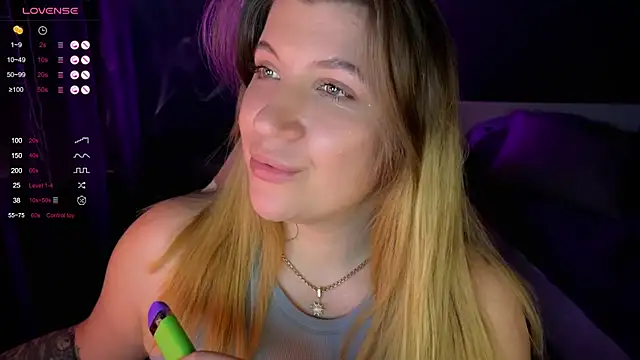Snapshot of Fairy__Sofia chatting on January 2025 12:31:01 PM Fairy Sofia online show from January 2025 12:31:01 PM