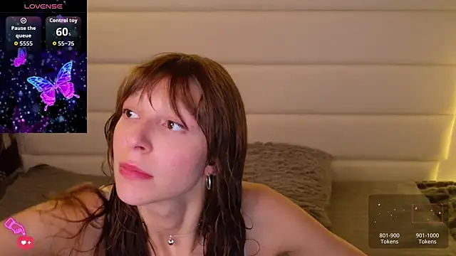 Snapshot of Fifi_Kitty chatting on June 2026 03:51:02 PM Fifi Kitty online show from June 2026 03:51:02 PM