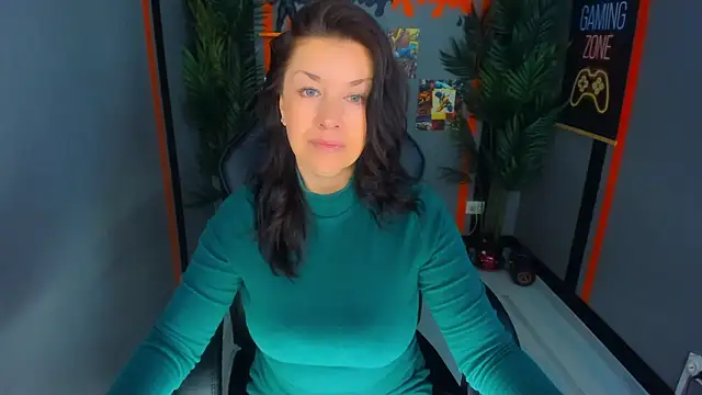 Snapshot of AnaMills chatting on March 2026 10:02:01 AM AnaMills online show from March 2026 10:02:01 AM