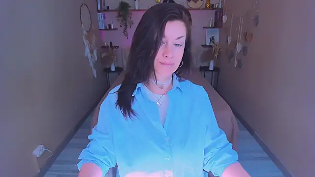 AnaMills online show from May 2026 10:02:01 AM