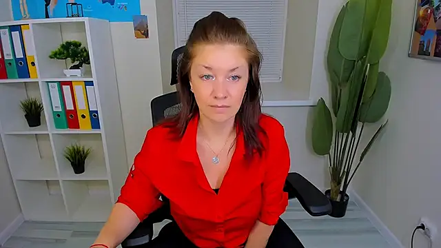 AnaMills online show from October 2025 10:05:02 AM