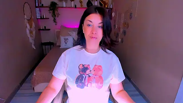 AnaMills online show from February 2026 10:06:01 AM