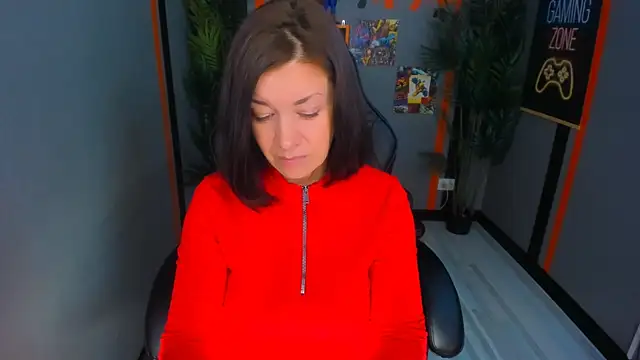 Snapshot of AnaMills chatting on April 2026 10:17:02 AM AnaMills online show from April 2026 10:17:02 AM