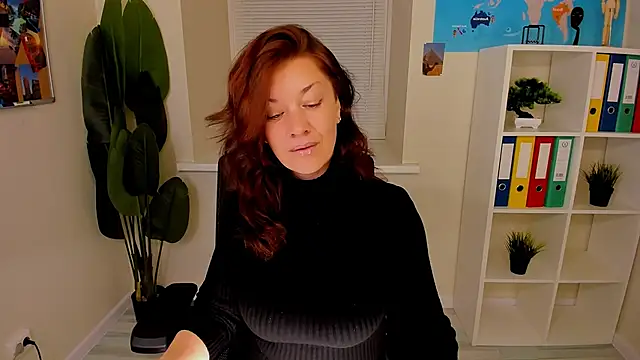 AnaMills online show from November 2025 10:10:02 AM