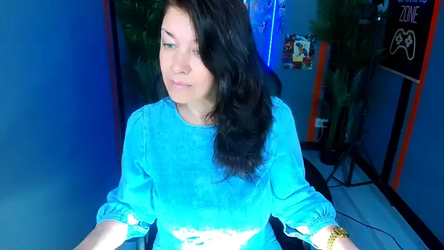 AnaMills online show from May 2026 10:13:01 AM