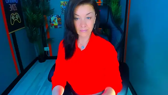 Snapshot of AnaMills chatting on March 2026 10:06:01 AM AnaMills online show from March 2026 10:06:01 AM