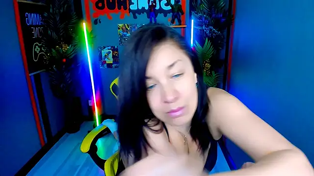 AnaMills online show from January 2026 10:10:01 AM