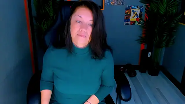 Snapshot of AnaMills chatting on March 2026 10:12:02 AM AnaMills online show from March 2026 10:12:02 AM