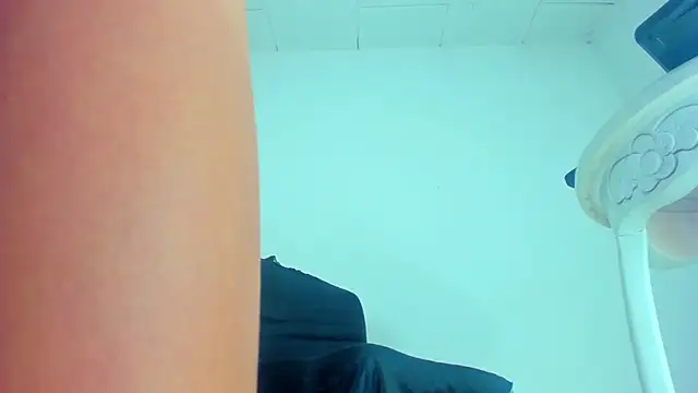 Snapshot of SEXYBABYGIRLTS chatting on January 2025 06:48:01 PM SEXYBABYGIRLTS online show from January 2025 06:48:01 PM