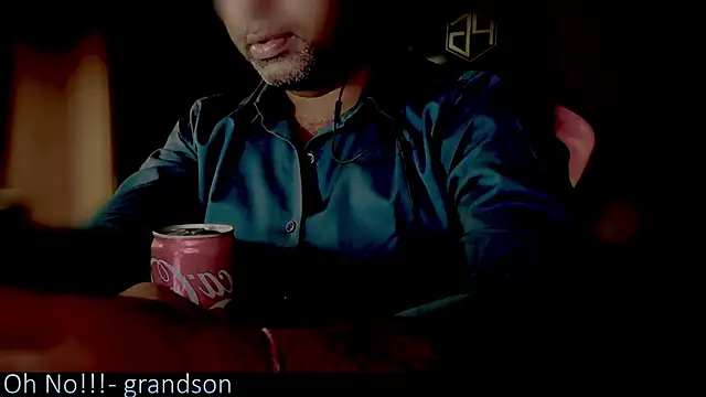  x rated  online show from October 2025 06:40:02 PM