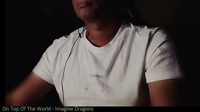  x rated  online show from February 2025 05:35:01 PM