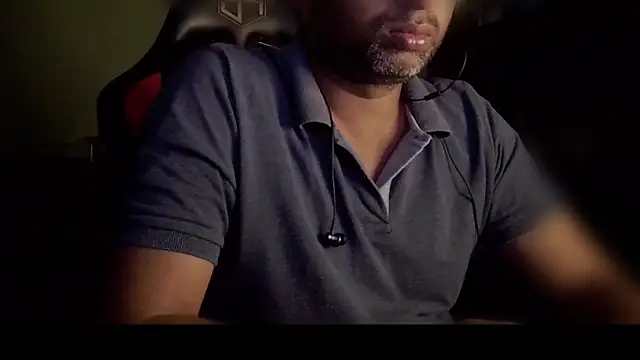  x rated  online show from February 2025 09:29:02 AM