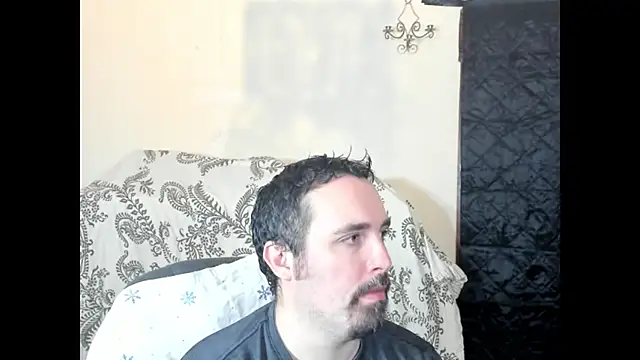 Metalstud online show from November 2025 02:15:01 AM