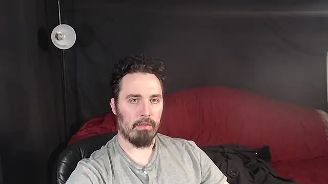 Snapshot of Metalstud chatting on March 2025 12:31:02 AM Metalstud online show from March 2025 12:31:02 AM