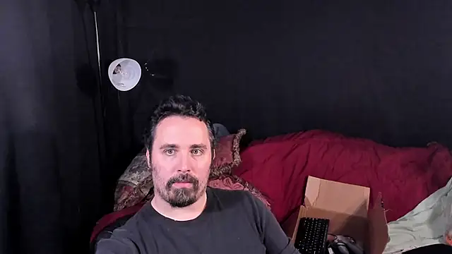 Metalstud online show from November 2025 03:29:01 AM