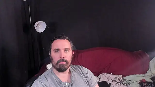 Metalstud online show from November 2025 02:15:01 AM