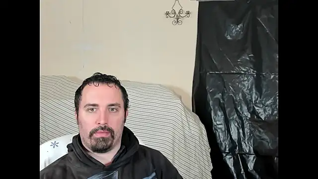 Metalstud online show from November 2025 09:40:02 PM