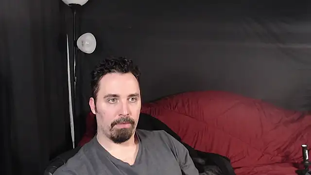 Snapshot of Metalstud chatting on January 2025 02:04:02 AM Metalstud online show from January 2025 02:04:02 AM