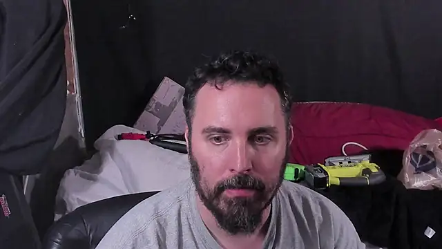 Metalstud online show from May 2026 12:42:01 AM