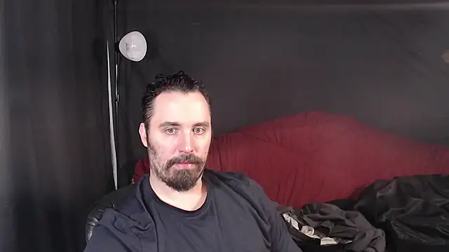 Snapshot of Metalstud chatting on February 2025 01:33:01 PM Metalstud online show from February 2025 01:33:01 PM
