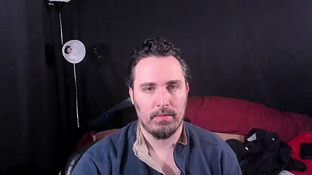 Metalstud online show from December 2025 02:37:02 AM