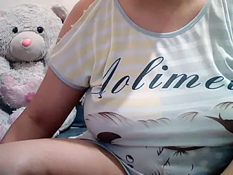 Snapshot of ur_ladyboy_fantasy chatting on December 2025 02:40:02 AM ur ladyboy fantasy online show from December 2025 02:40:02 AM