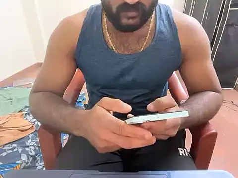 Snapshot of rohithunni123 chatting on January 2026 06:36:02 PM rohithunni123 online show from January 2026 06:36:02 PM