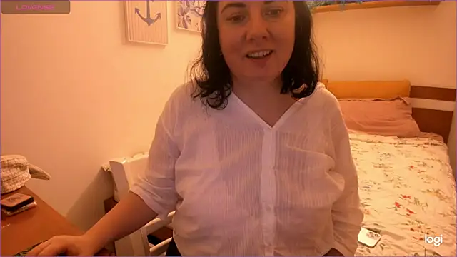 alisiaparril online show from June 2026 10:45:01 AM