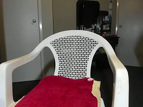 Snapshot of Angelchezcka chatting on November 2025 12:09:02 PM Angelchezcka online show from November 2025 12:09:02 PM