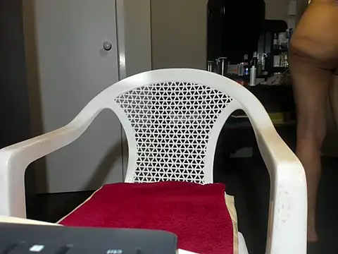 Snapshot of Angelchezcka chatting on November 2025 09:42:01 AM Angelchezcka online show from November 2025 09:42:01 AM