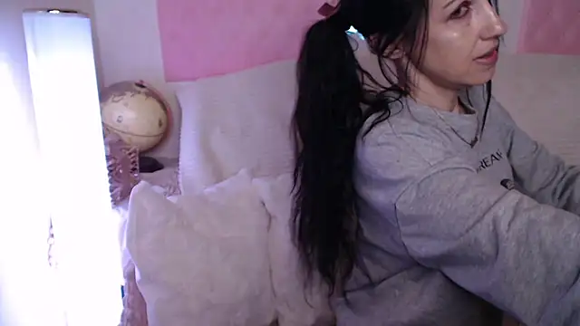 -carla- online show from January 2026 07:26:01 AM