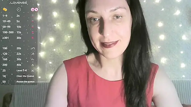 Snapshot of MarieODahliaS chatting on February 2025 01:32:02 PM MarieODahliaS online show from February 2025 01:32:02 PM