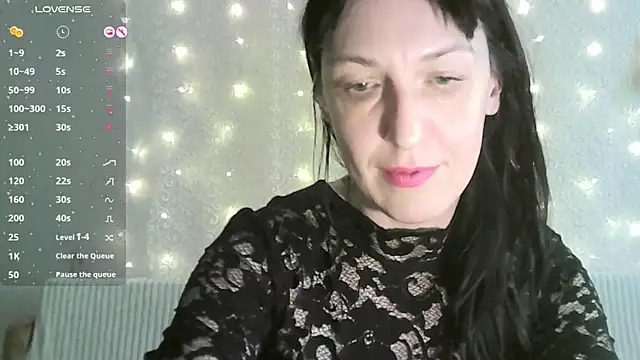 Snapshot of MarieODahliaS chatting on February 2025 12:52:02 PM MarieODahliaS online show from February 2025 12:52:02 PM