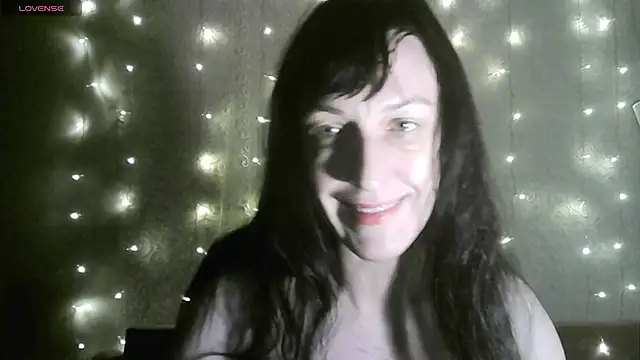 Snapshot of MarieODahliaS chatting on November 2025 11:58:01 AM MarieODahliaS online show from November 2025 11:58:01 AM