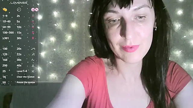 Snapshot of MarieODahliaS chatting on March 2025 02:52:02 PM MarieODahliaS online show from March 2025 02:52:02 PM