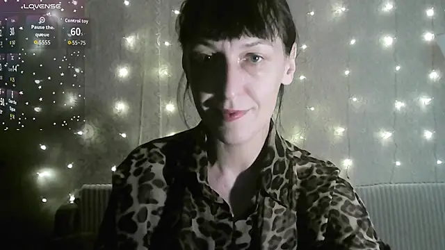 Snapshot of MarieODahliaS chatting on October 2025 10:38:02 AM MarieODahliaS online show from October 2025 10:38:02 AM