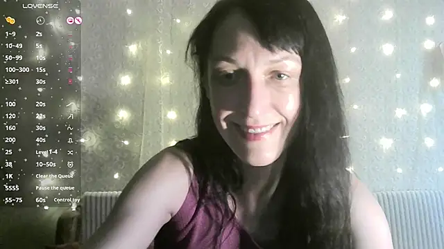 Snapshot of MarieODahliaS chatting on October 2025 09:39:01 AM MarieODahliaS online show from October 2025 09:39:01 AM