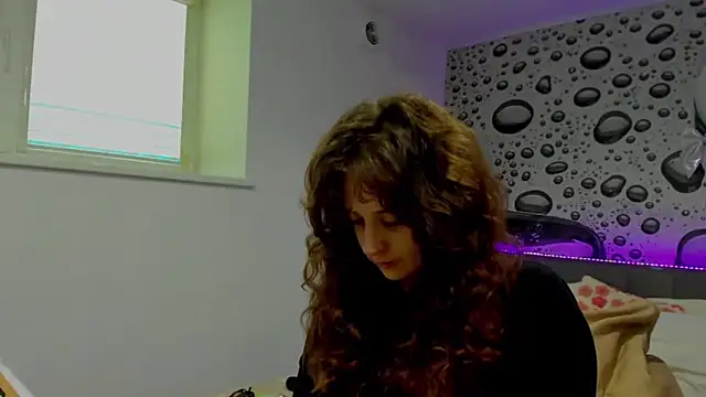 AlmaFancy online show from March 2026 06:07:01 AM